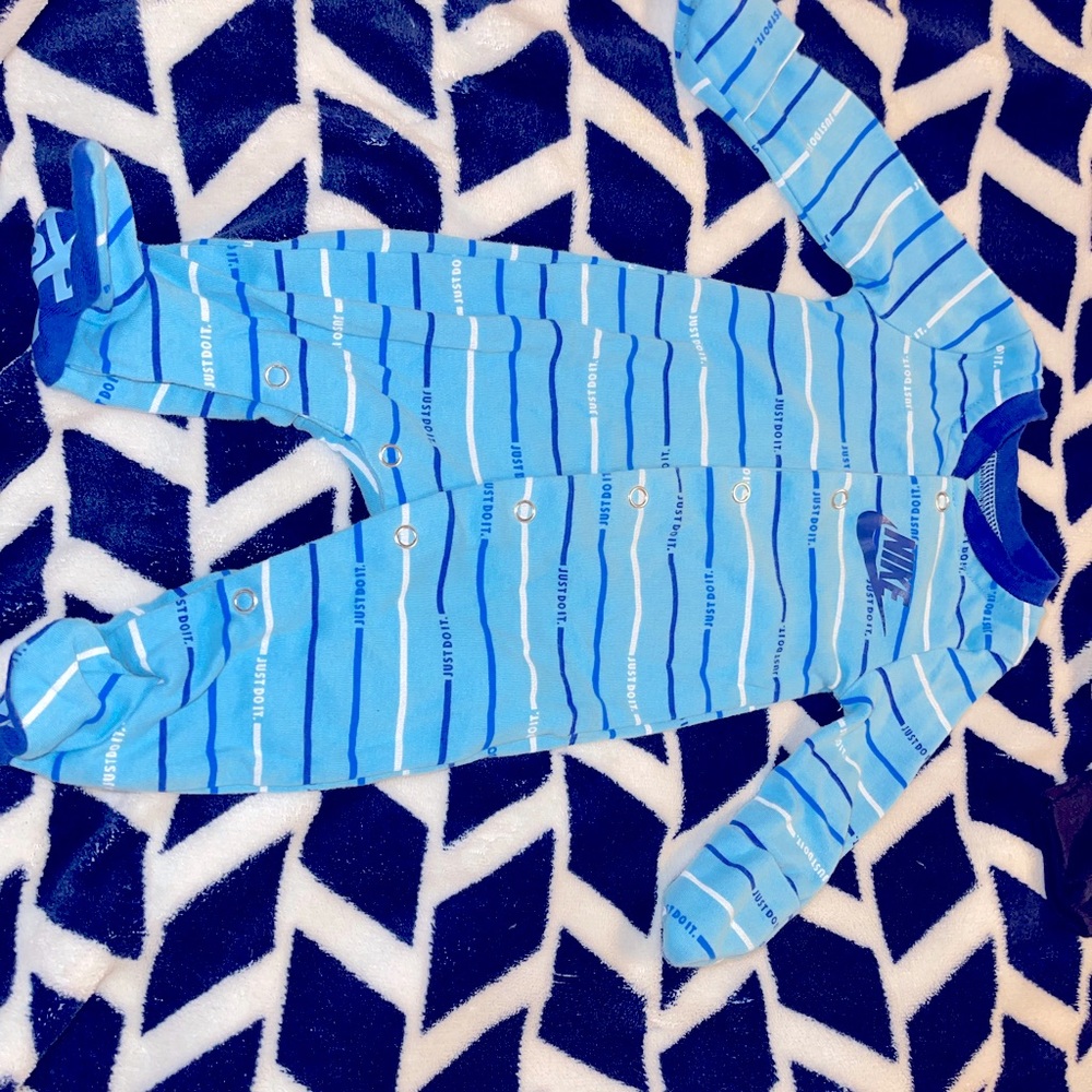 Nike Sleep&' Play for Baby Boy